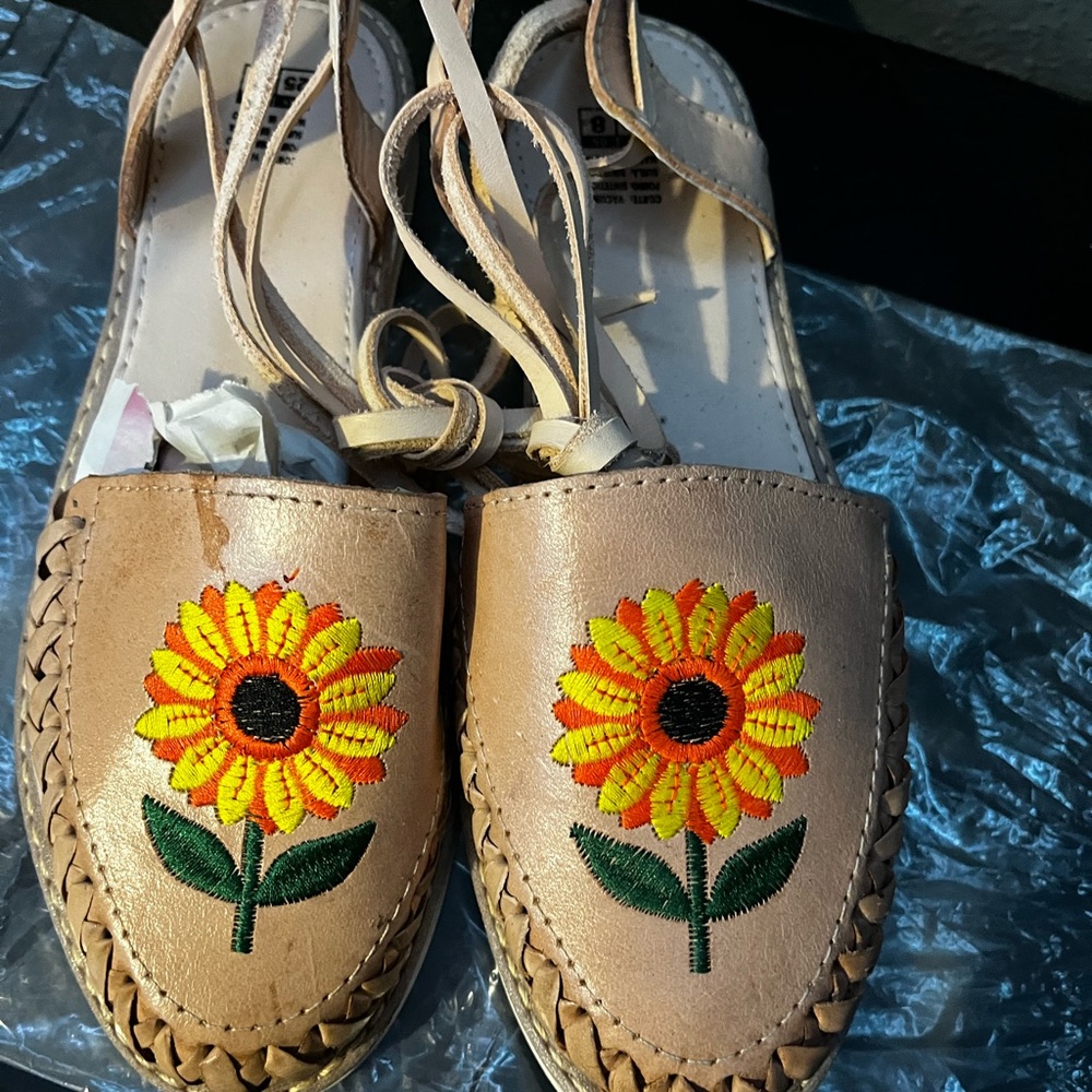Sunflower sandals size 8